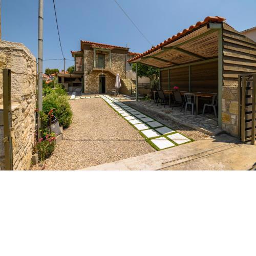 Kalochori Luxury Cottage