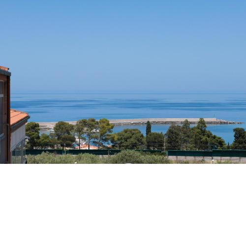 Kalura Seaview Terrace by Wonderful Italy