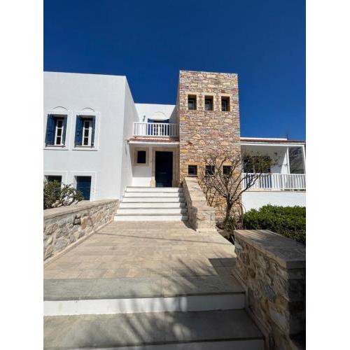 Kalymnos, très belle villa avec vue sur la mer