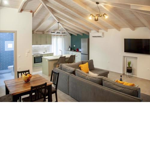 Kamari Luxury Apartment