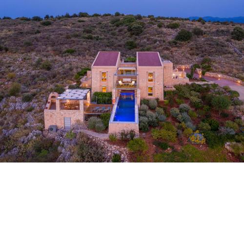 Kaminia Villa