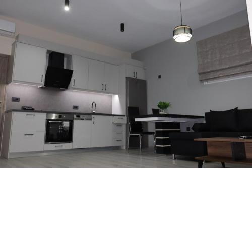 KANALI HOLIDAYS STUDIO