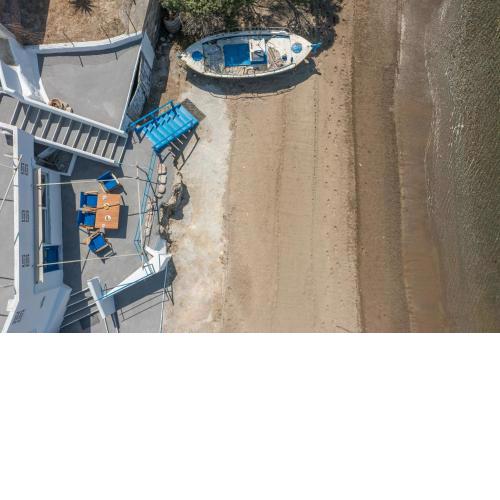 Kanava seafront apartment I