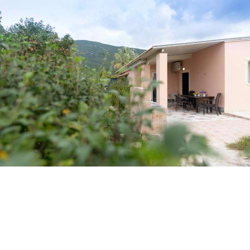 Kanouli Beach House