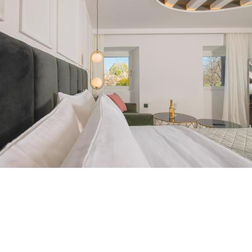Kantoni Luxury Suites