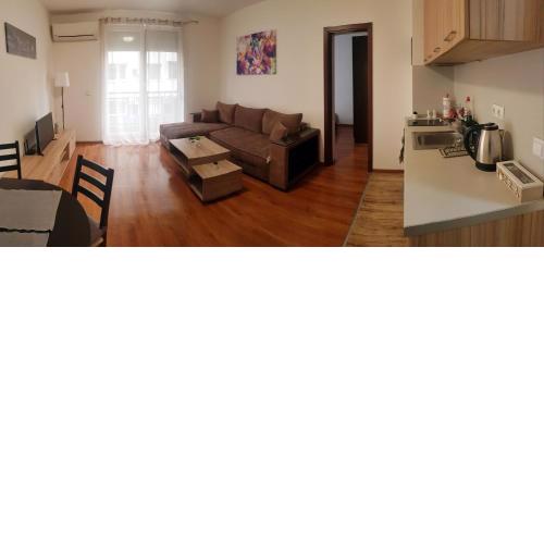 Karastoyanovi's apartment- Studentski grad