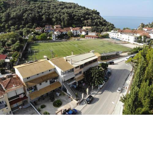 Kardanis house