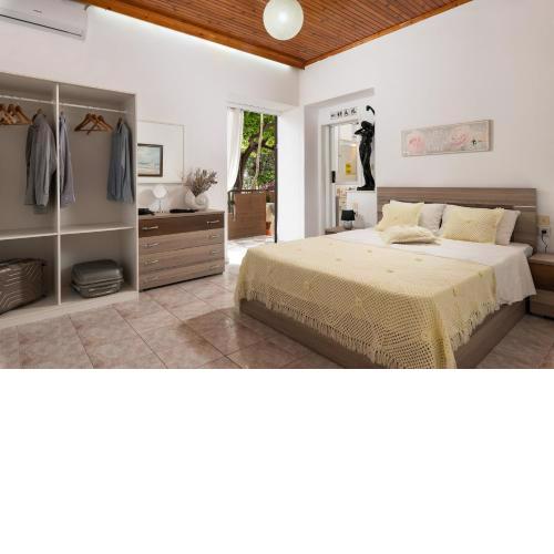 KARIS LUXURY HOME