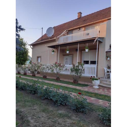 Karkusz Apartman