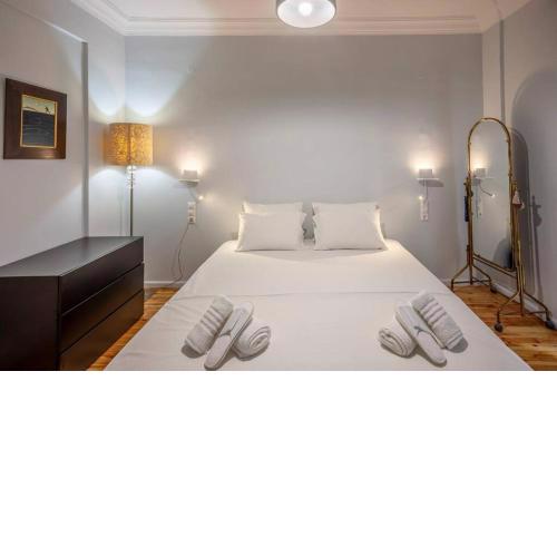 Karolou Ntil- Ground floor Suite