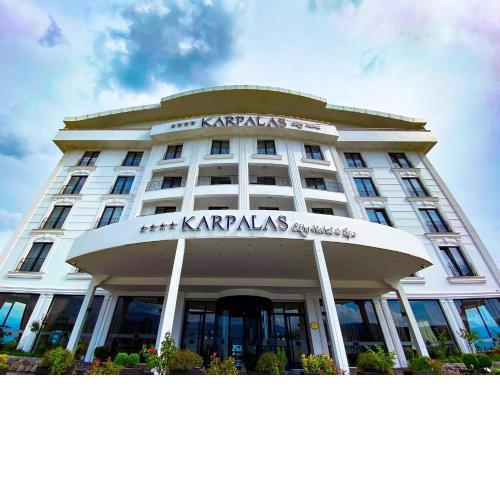Karpalas City Hotel & Spa