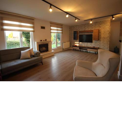 KARTEPE RENKLİ EVLER / beyaz ev