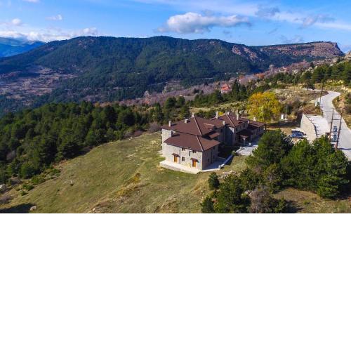 Karyatis Resort