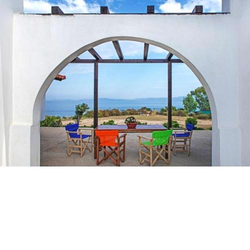 Katevi Luxury Seafront Villa