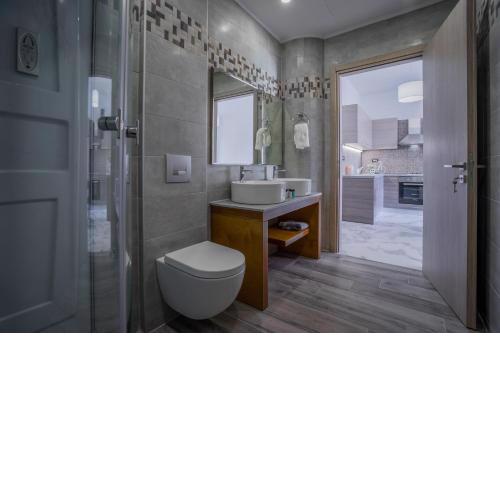 Katsaros Luxury Apts 5min walk to beach