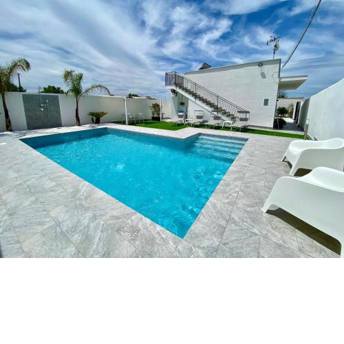 Katy's Holiday House, Private Villa