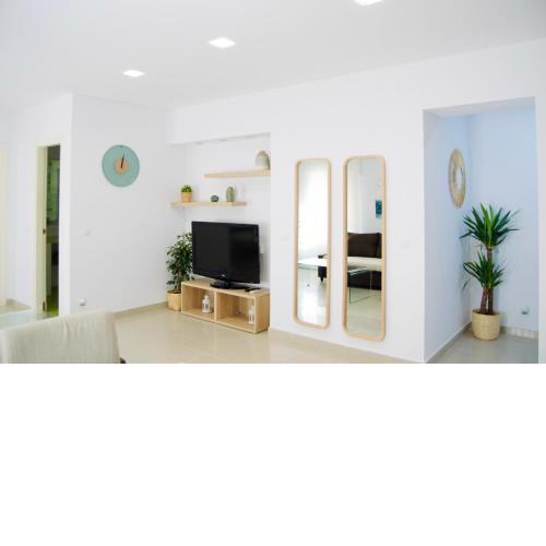 Kawaii BEACHFRONT Malagueta Apartment by AlohaMalaga