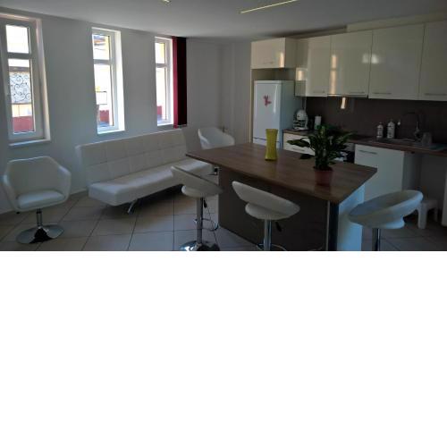 Kazinczy Apartment