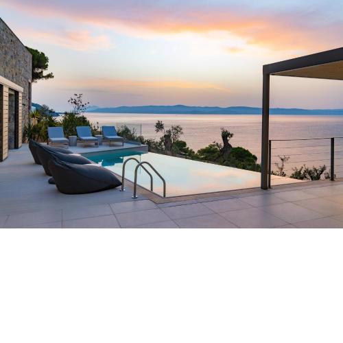 Kechria Bay Villas