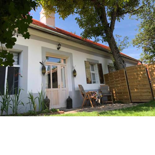 Kemencésház Apartman