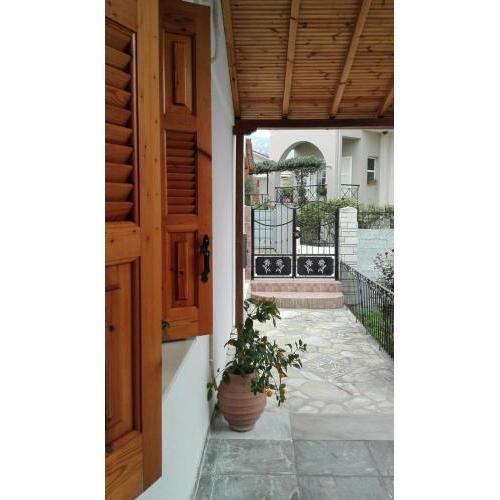KERASIA'S COUNTRY HOUSE