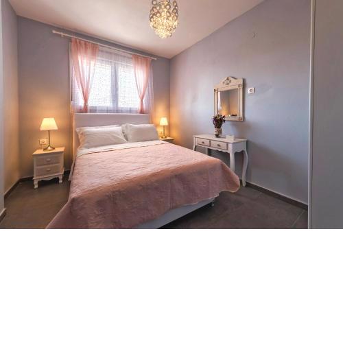 Kes apartments