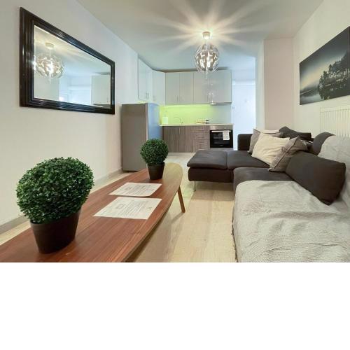 Key Biscayne Charming 50sqm apt in Paleo Faliro