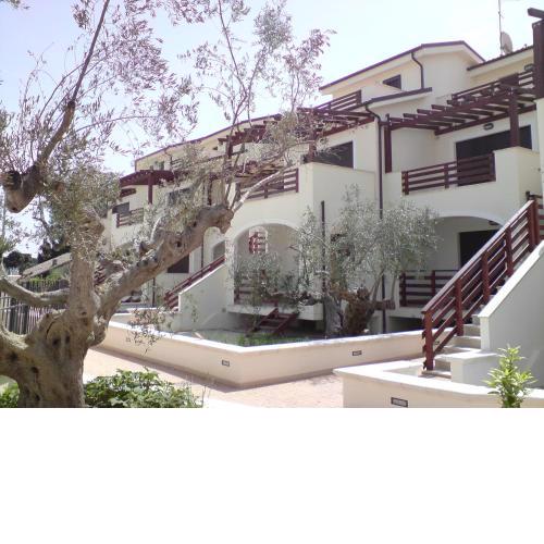 Kiani Apartment
