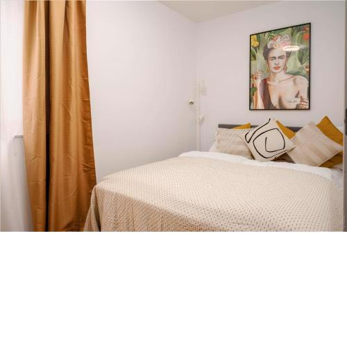 King Bed Home, next to Akh Michelbeuern