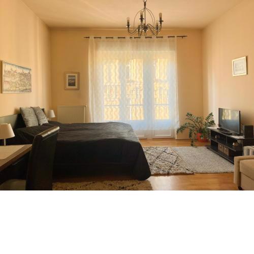 King One Studio In The City Center - Netflix
