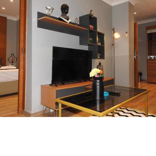 kingsuites