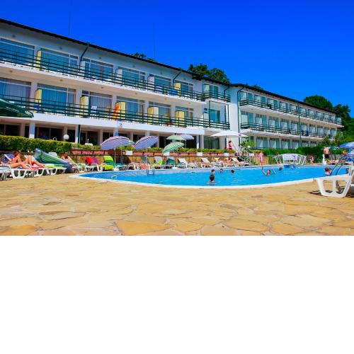 Kini Park Hotel All Inclusive & Free Parking
