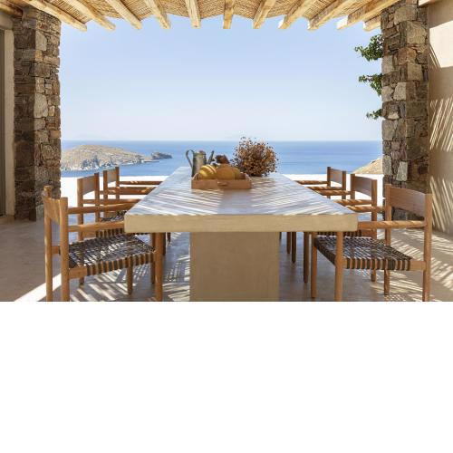Kir Mimis Awarded Cycladic Villa