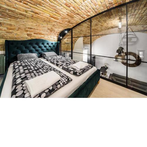 KIRÁLY 28 fsz CENTER 2 BEDROOM APARTMENT WITH AIRCON