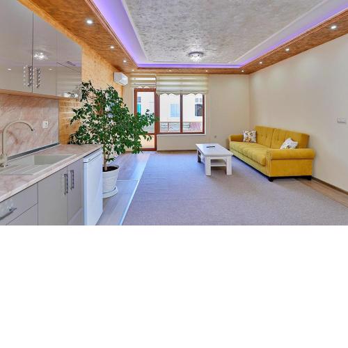 Kitanov Guest House