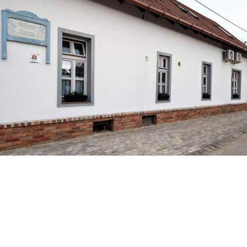 Klára-Háza Vendégház