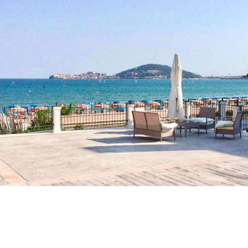 Klaton Beach Hotel