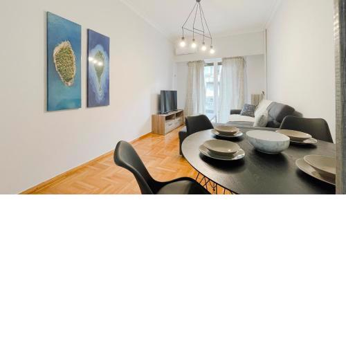 Kodrigktonos Central 77sqm apt in Viktoria