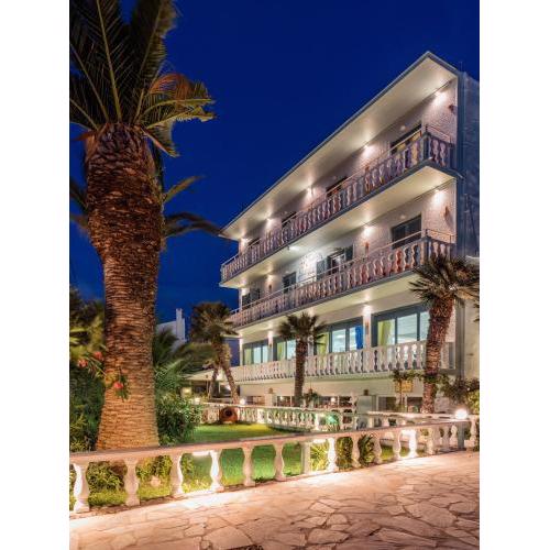 Kokkari Beach Hotel
