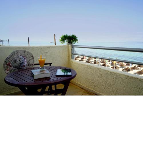 Kokoni Beach Hotel