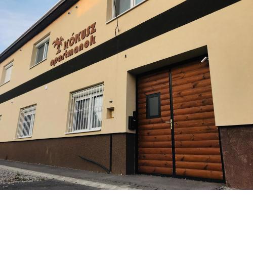 Kókusz Apartmanok