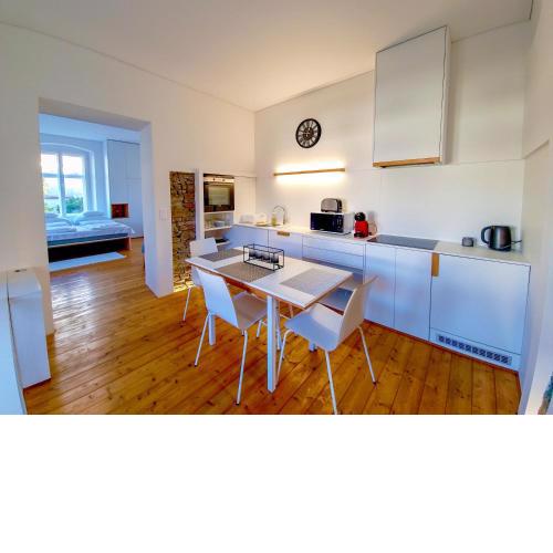 Komló Apartman - Mátyás