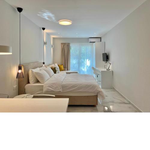 Kono Studios & Suites