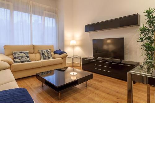 Konporte Apartamento Renovado con Wifi y Garaje