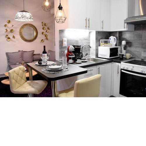Kosmima deluxe Apt.(must)