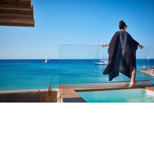 Kosmoplaz Beach Hotel