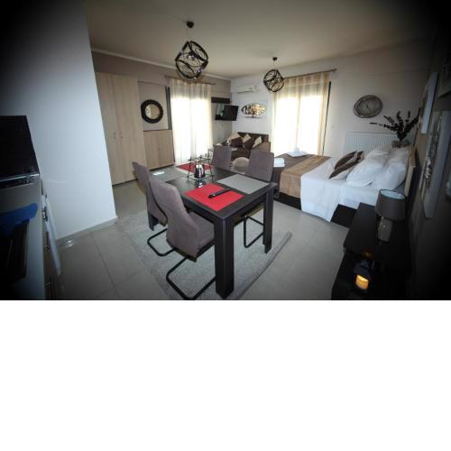 Kosmos Service Apartment City Center 1 With Parking