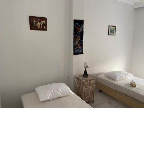 Kostas' House