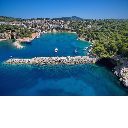 Kostas Rooms