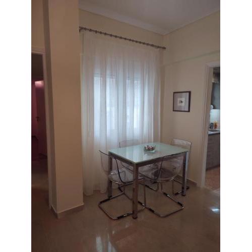 Koukaki Apartment